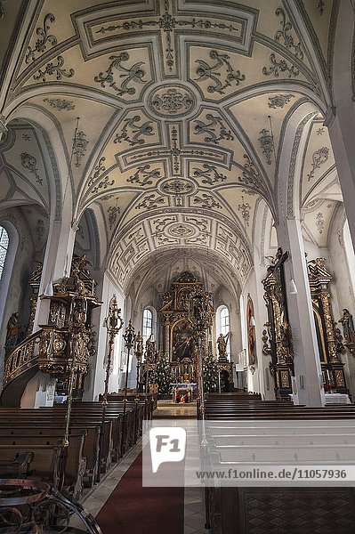 Stadtpfarrkirche St. Andreas  Wolfratshausen  Bayern  Deutschland  Europa