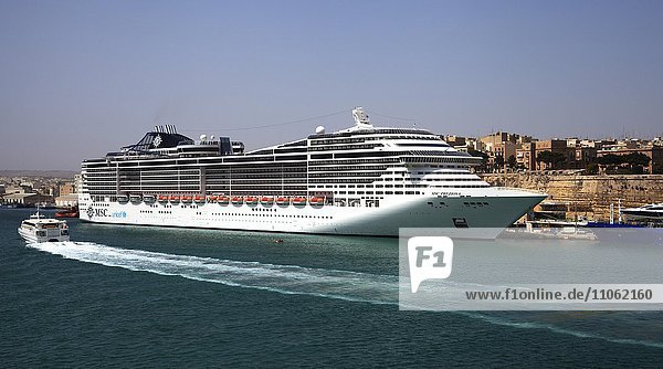Kreuzfahrtschiff MSC Preziosa im Grand Harbour  Valletta  Malta  Europa