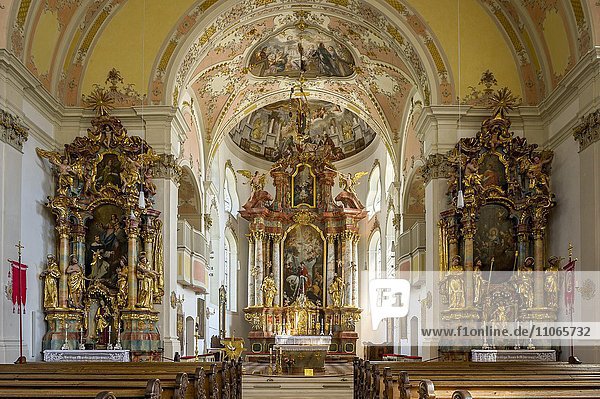 Altarraum  St. Martin in Garmisch  Garmisch-Partenkirchen  Werdenfelser Land  Oberbayern  Bayern  Deutschland  Europa