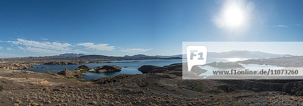 Dry landscape with lake Mead  Lake Mead National Recreation Area  Nevada  USA  North America