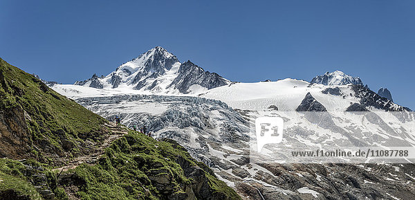 France  Chamonix  Mountaineers at Le Tour