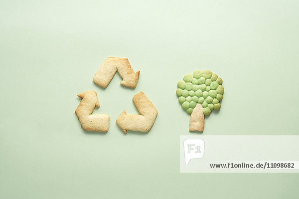 Cookies of recycling symbol and tree