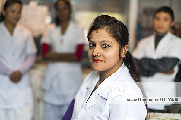 Krankenschwestern im Diktel-Krankenhaus  Bezirk Khotang  Nepal  Asien