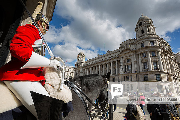 Wache zu Pferd  Whitehall  Westminster  London  England  Vereinigtes Königreich  Europa