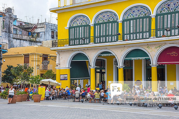 Plaza Vieja  La Habana Vieja (Alt-Havanna)  UNESCO-Weltkulturerbe  Havanna  Kuba  Westindien  Karibik  Mittelamerika