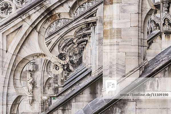 The roof of Duomo di Milano (Milan Cathedral)  Milan  Lombardy  Italy  Europe