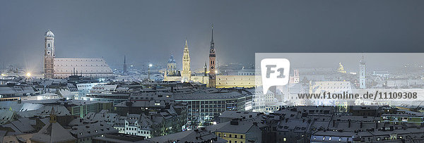 Stadtansicht  München  Bayern  Deutschland  Europa