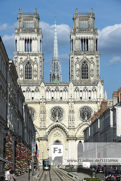 Europa  Frankreich  Region Loiret  Orleans  Kathedrale Sainte Croix
