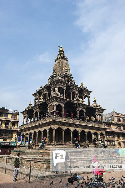 Nepal Patan temple square