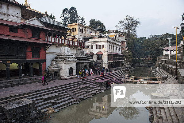 Nepal  Kathmandu  Pashupatinath  Feuerbestattung Beerdigung