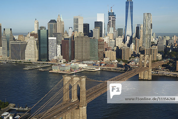 USA  New York  Aerial photograph of the Brooklyn Bridge