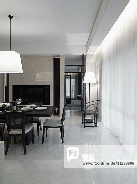Contemporary dining area in modern home
