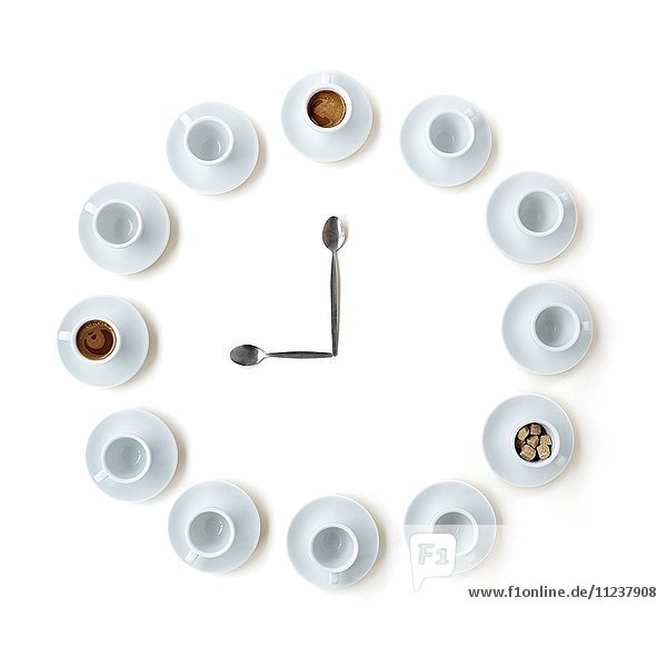 Kaffeetassen in Form einer Uhr