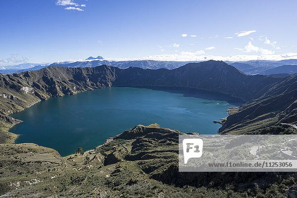 Quilotoa Loop  volcanic crater lake  Ecuador  South America