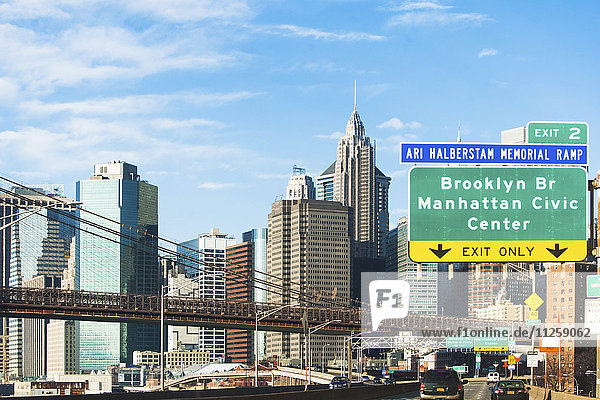 USA  New York State  New York City  Stadtbild mit Brooklyn Bridge