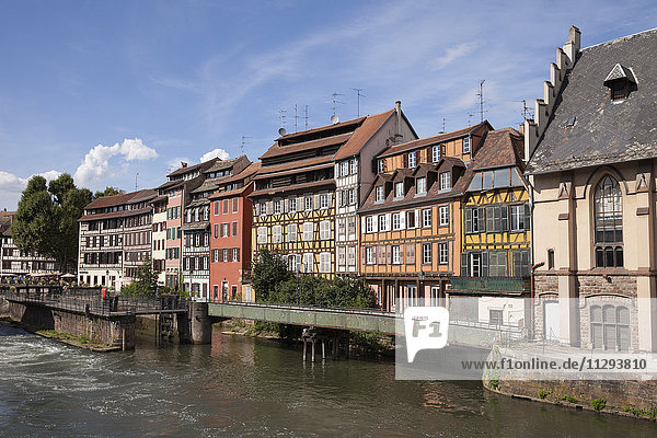 Frankreich  Straßburg  Fachwerkhäuser am Fluss Ill  UNESCO-Welterbe