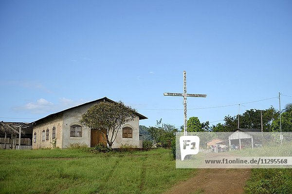Kirche der Landreformsiedlung Asentamento Areia  Distrikt Trairao  Bundesstaat Pará  Brasilien  Südamerika