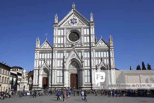 Basilica di Santa Croce am Piazza Santa Croce  Florenz  Toskana  Italien  Europa