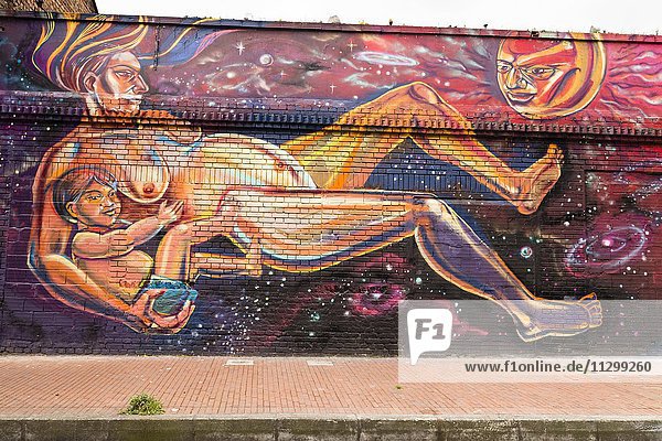 Graffiti  Street Art  Wandmalerei  Frau mit Kind  Bogotá  Distrikt Calvo Sur  Kolumbien  Südamerika