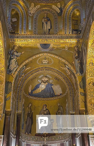 Christ Pantokrator in der Palastkapelle  Cappella Palatina  Palazzo Reale  Palermo  Sizilien  Italien  Europa