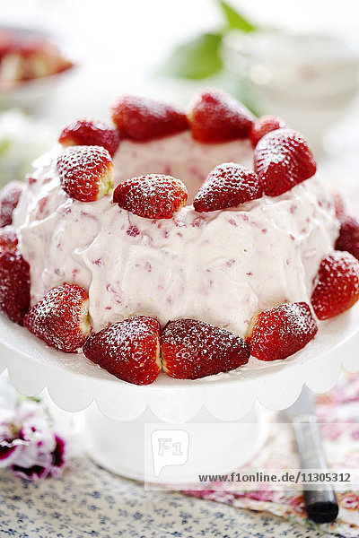 Torte mit Erdbeeren