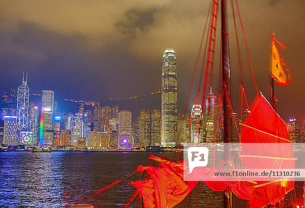 Hongkong Stadt  Hongkong Island Sonnenuntergang Skyline