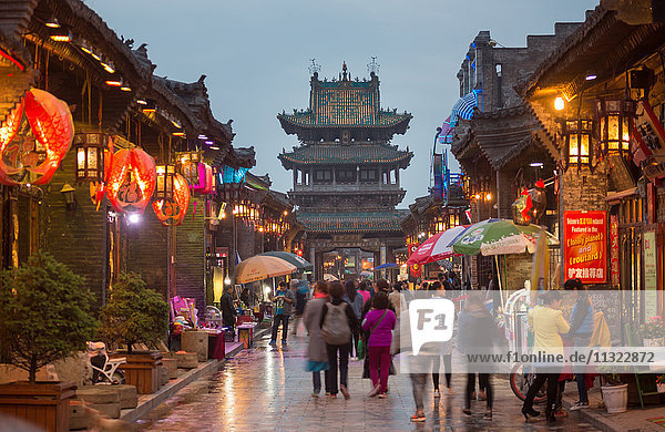 China  Provinz Shanxi  Pingyao City  Weltkulturerbe  Südstraße  Marktturm
