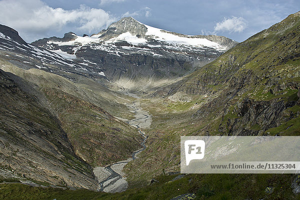 Hinterrhein im Parc Adula  Adula in Graubünden