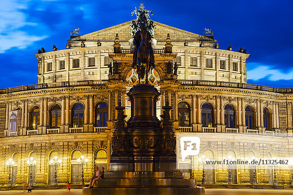 Semper opera house in Dresden