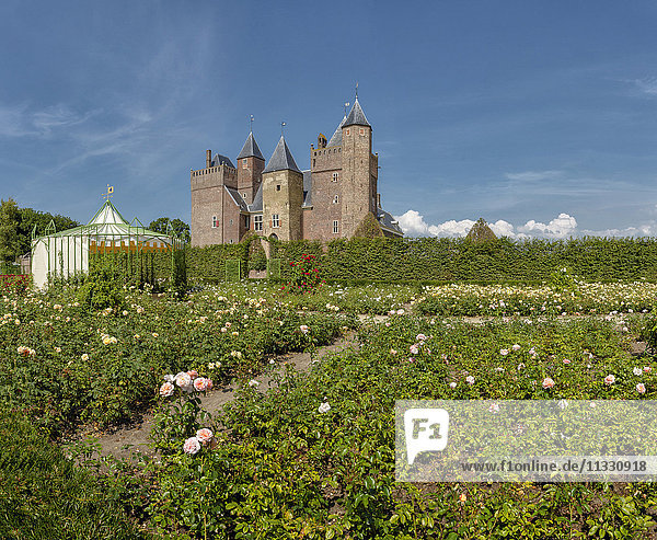 Schloss Assumburg in Heemskerk