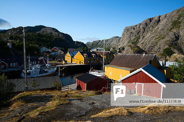 Europa  Norwegen  Lofoten  Nusfjord  eines der ältesten und besterhaltenen Fischerdörfer Norwegens