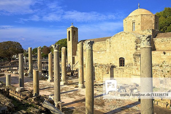 Die Steinkirche von Agia Kyriaki aus dem 12. Jahrhundert  Paphos  Zypern  Östliches Mittelmeer  Europa