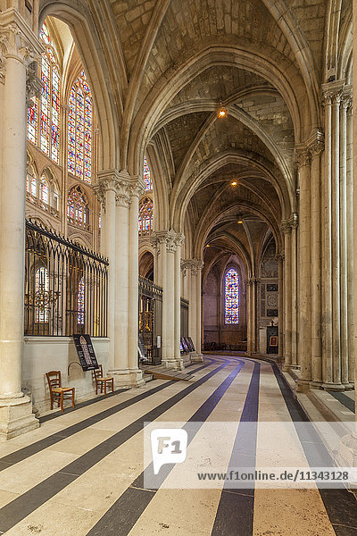 Interior of Saint Gatien cathedral  Tours  Indre-et-Loire  Centre  France  Europe