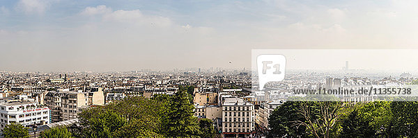 Panoramablick auf Paris von der Basilika Sacre Coeur aus  Paris  Frankreich