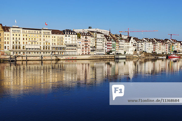 Schweiz  Basel  Basel-Stadt  Häuser am Rhein