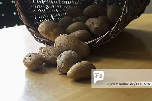 Nahaufnahme von rohen Kartoffeln