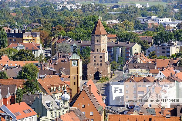 Kirche St. Jakob und Jakobertor  Blick vom Perlachturm  Augsburg  Schwaben  Bayern  Deutschland  Europa