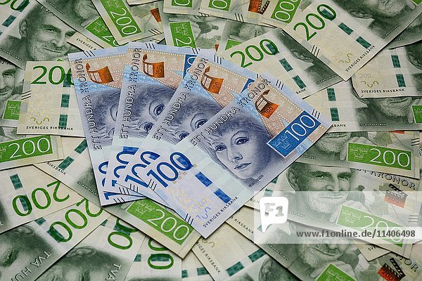 Schwedisches Geld  100 und 200er Banknoten  2016