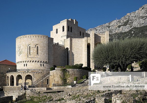 Skanderbeg-Museum in der Festung Kruja  Kruja  Durres  Albanien  Europa