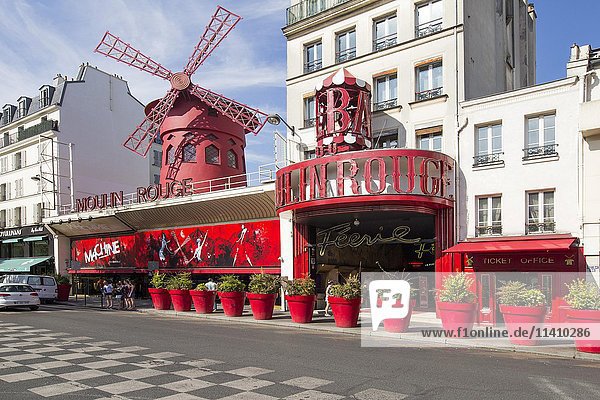 Varietétheater Moulin Rouge  Montmartre  Paris