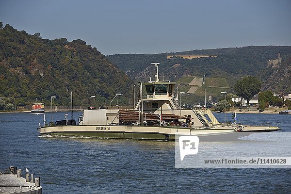 Rhine ferry Loreley VI  St. Goar  Rhineland-Palatinate  Germany  Europe
