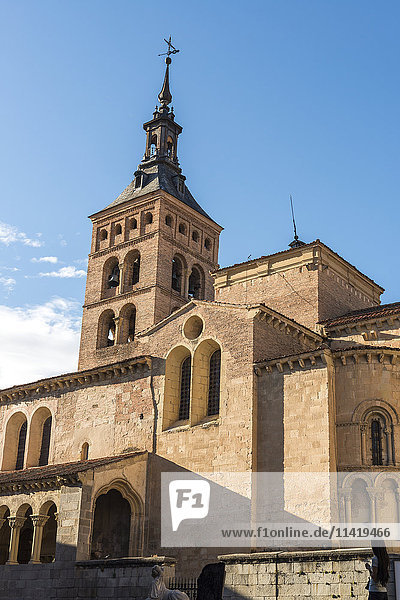 Kirche San Martín  Bauwerk im romanischen Stil; Segovia  Kastilien-León  Spanien'.