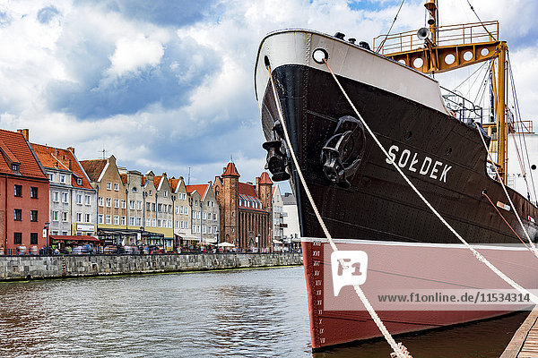 Polen  Danzig  Altstadt  Museumsschiff auf dem Fluss Motlawa