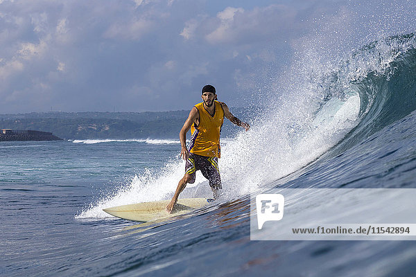 Indonesien Bali Surfer