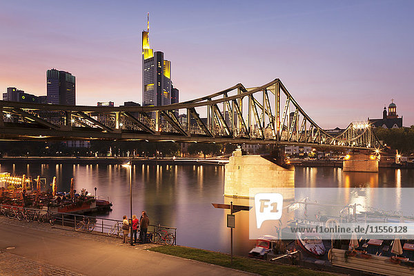 Eiserner Steg Bridge and financial district at sunset  Frankfurt  Hesse  Germany  Europe
