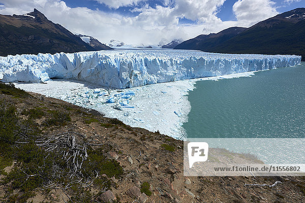Perito-Moreno-Gletscher im Parque Nacional de los Glaciares (Nationalpark Los Glaciares)  UNESCO-Welterbe  Patagonien  Argentinien  Südamerika