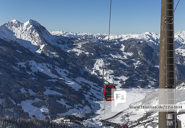 Österreich  Salzburger Land  Bezirk St. Johann im Pongau  Bernkogel im Winter von der Bergstation Fulseck aus gesehen.