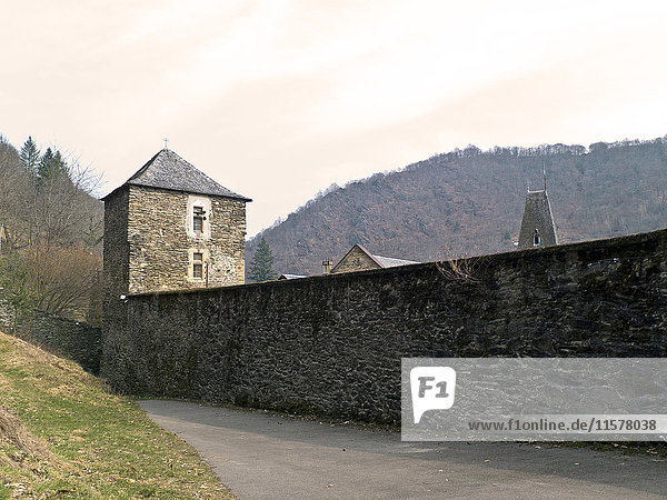 Frankreich  Südfrankreich  Kloster Notre-Dame de Bonneval  Le Cayrol
