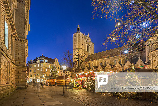 Germany  Braunschweig  Christmas market in the evening