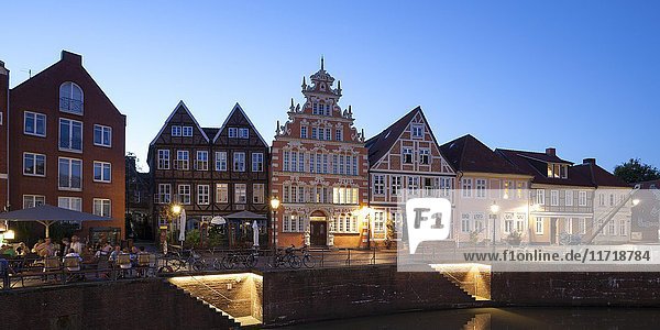 Bürgermeister-Hintze-Haus  Historische Fachwerkhäuser  Alten Hafen  Stade  Niedersachsen  Deutschland  Europa